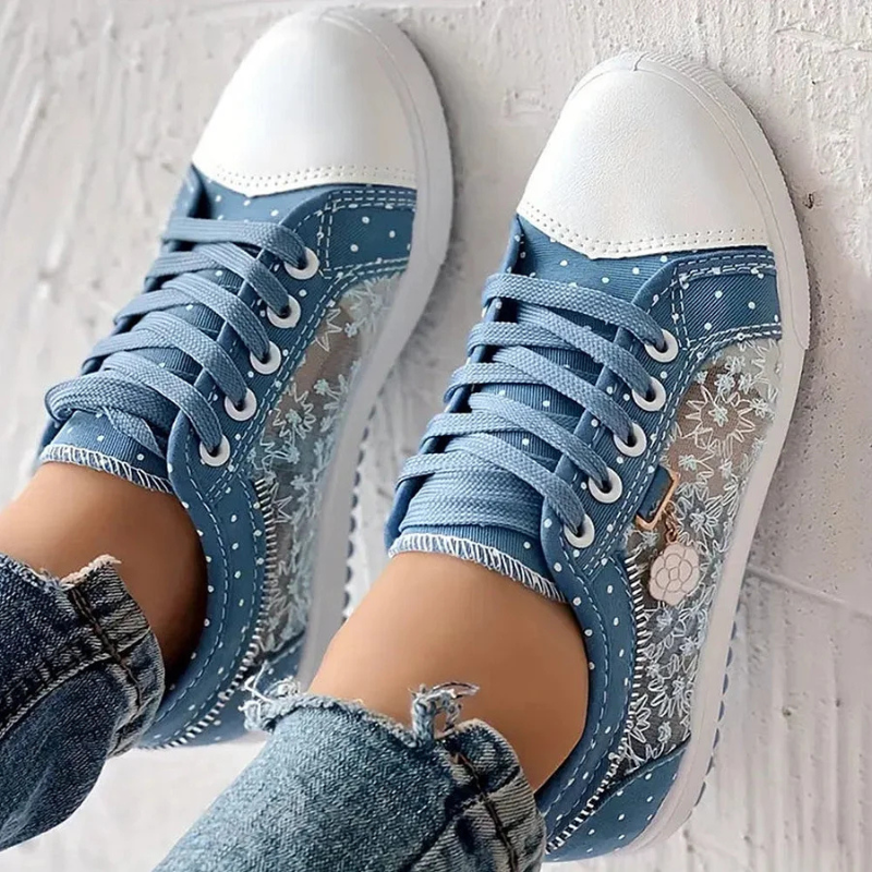 Carly | Elegant Sneakers with Floral Details
