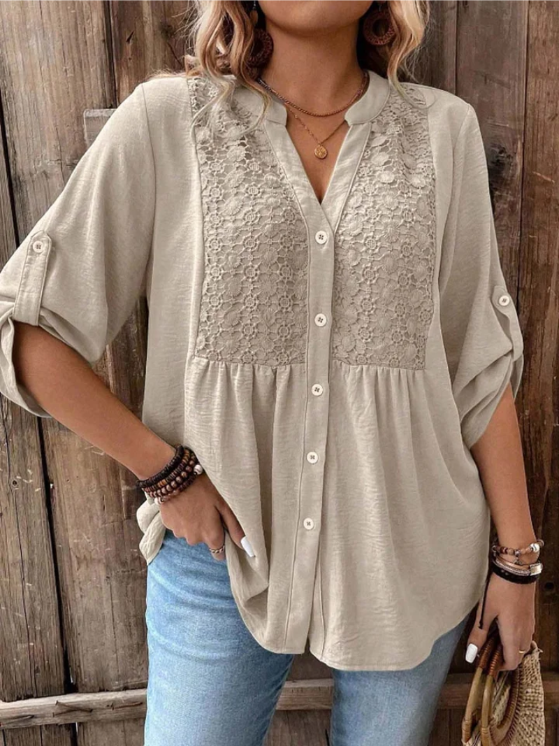 Noor – Blouse with V-neck and buttons