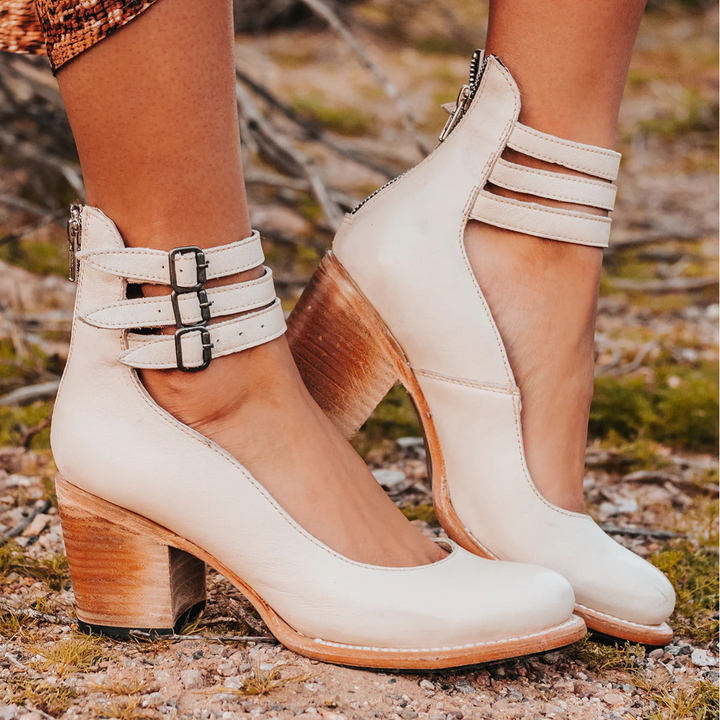 Alina | Vintage Classic with Heels